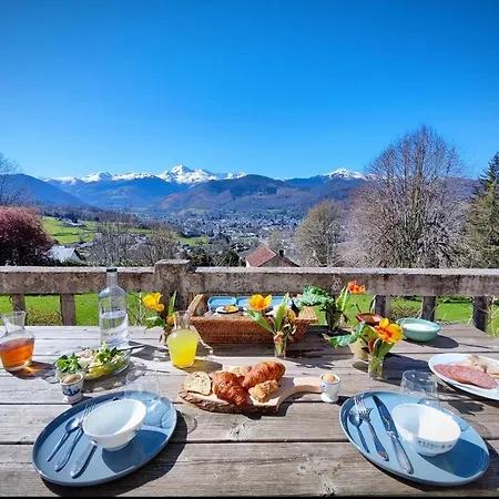 Independant Dans Charmante De - Hi Pyrenees - Jardin Prive De 4000 M2 Face Au Pic Du Midi バニエール・ド・ビゴール